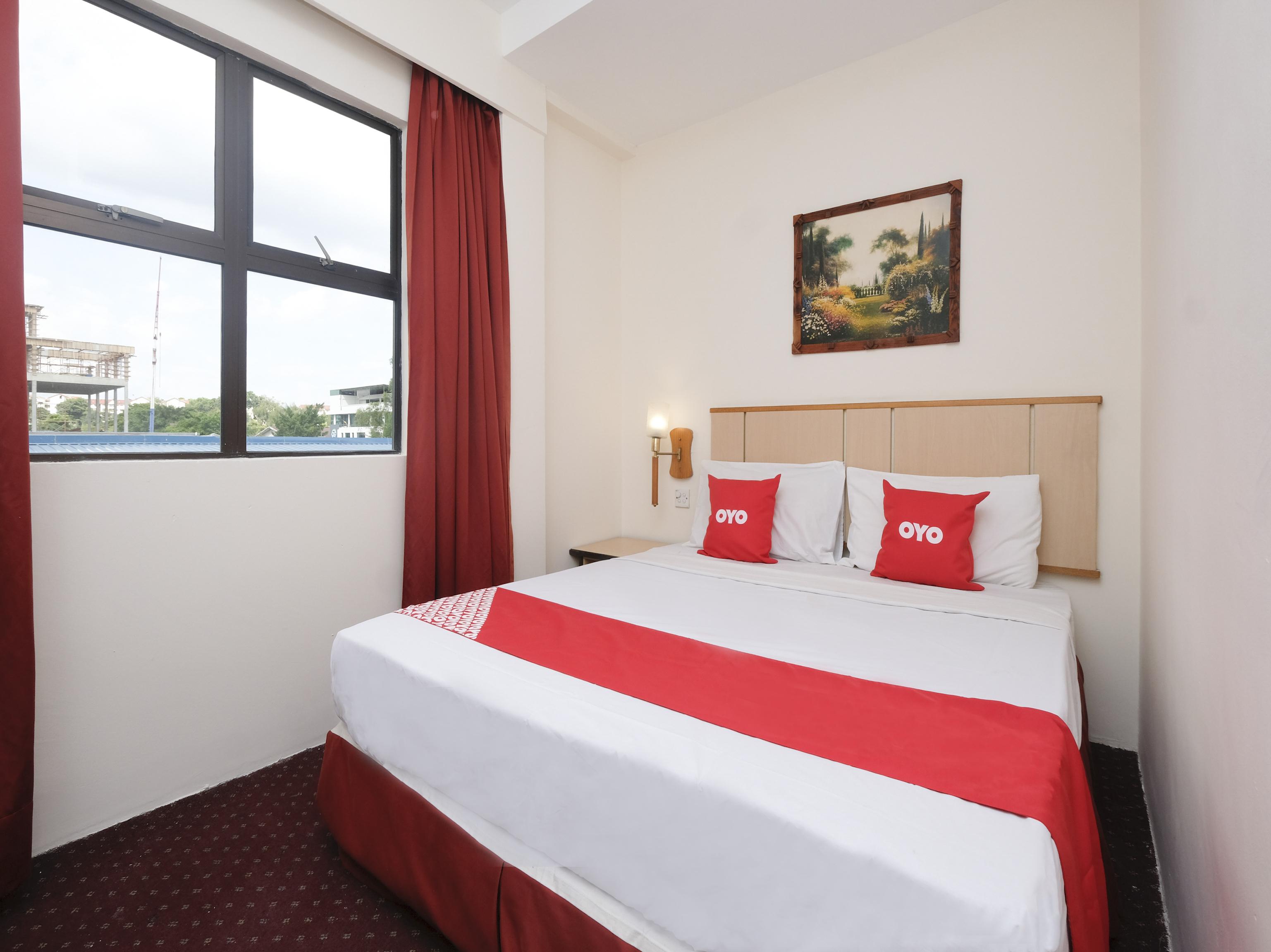Hotel Sri Sutra - Sungai Buloh بيتالينغ جايا المظهر الخارجي الصورة